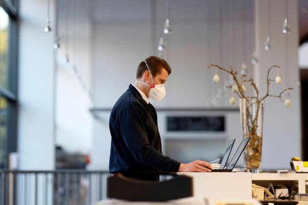 The city of Cologne has opened a third infection protection centre with staff from the Cologne fire brigade, where citizens can be tested for Covid 19 Cologne, 01 04 2020 Foto:xC.xHardtx xFuturexImage