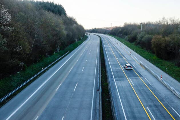 01 04 2020, Neustadt Wied, Rhineland-Palatinate, Germany Corona crisis, little traffic on the A3 motorway Neustadt Rheinland Pfalz Germany