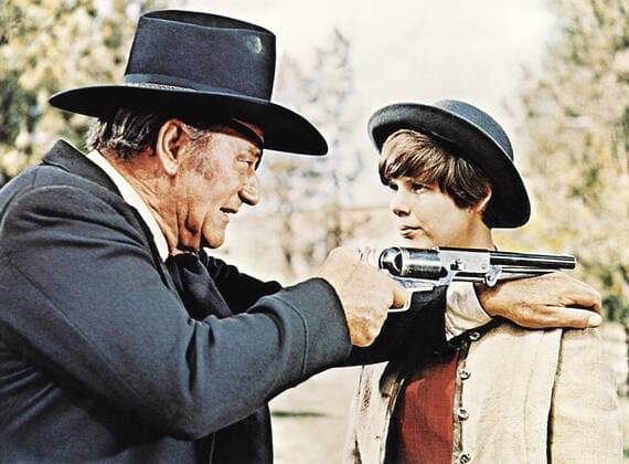 OSCARS. Bester Hauptdarsteller. PreistrÃ¤ger 1961-1970 TRUE GRIT, from left: John Wayne, Kim Darby, 1969 Courtesy Everett Collection !ACHTUNG AUFNAHMEDATUM GESCHÃ„TZT! PUBLICATIONXNOTxINxCANxCHNxFRAxITAxJPNxNORxPOLxRUSxESPxUKxUSA Copyright: xCourtesyxEverettxCollectionx MMDTRGR EC002
