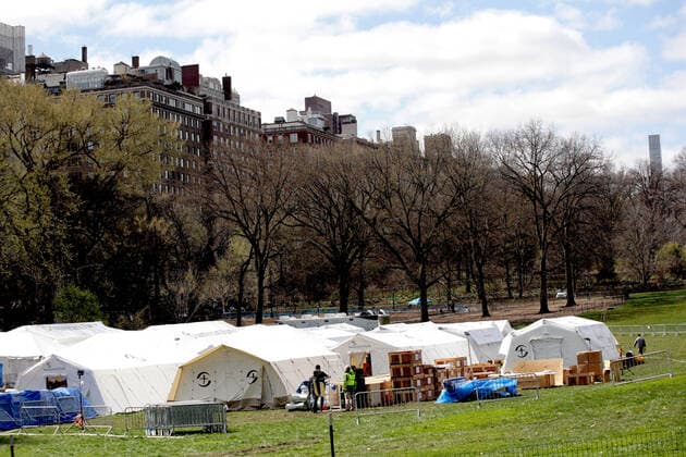 April 2, 2020, New York City, New York, US: Faith-based organization SamaritanÃ¢â‚¬â ¢s Purse in collaboration with the Mount Sinai Health System, the City of New York, state officials as well as the Federal Emergency Management Agency (FEMA) has deployed a 68-bed Emergency Field Hospital on 1 April, 2020 in Central Park adjacent to The Mount Sinai Hospital, to provide additional specialized care for victims of the COVID-19 pandemic. New York City US - ZUMAl135 20200402_zap_l135_014 Copyright: xG.xRonaldxLopezx