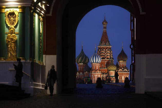 MOSCOW, RUSSIA - APRIL 2, 2020: A view St Basil s Cahtedral in Red Square deserted due to a home isolation order declared for Moscow residents of all ages to restrict movement within the city and reduce the risk of contagion, effective since March 30, 2020, as a measure to contain the spread of the COVID-19 coronavirus infection. Violations of the stay-at-home order carry fines ranging from 15,000 to 40,000 rubles for non-infected people, and up to 1m rubles or imprisonment for up to 3 years for infected people, depending on the severity of consequences. Stanislav Krasilnikov TASS  TS0D43F3