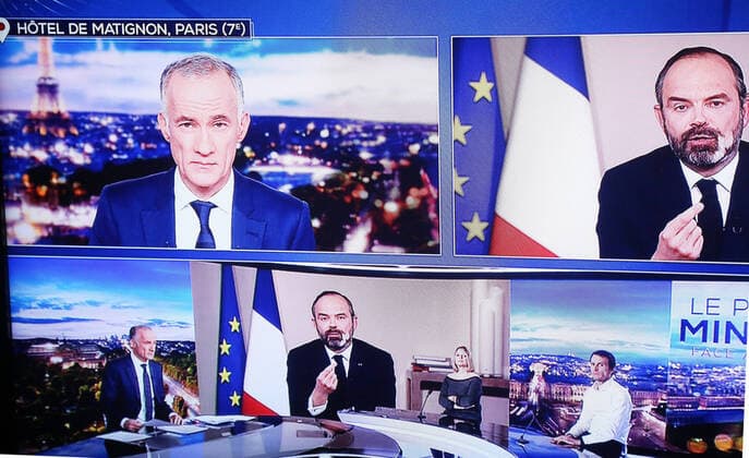 NEWS : Soiree Face a la Crise du Coronavirus sur TF1 en presence de Edouard Philippe - Paris -02 04 2020 NEWS : Debat TV - Edouard Philippe Paris - 02 04 2020 JonathanRebboah Panoramic  PESRK24022012