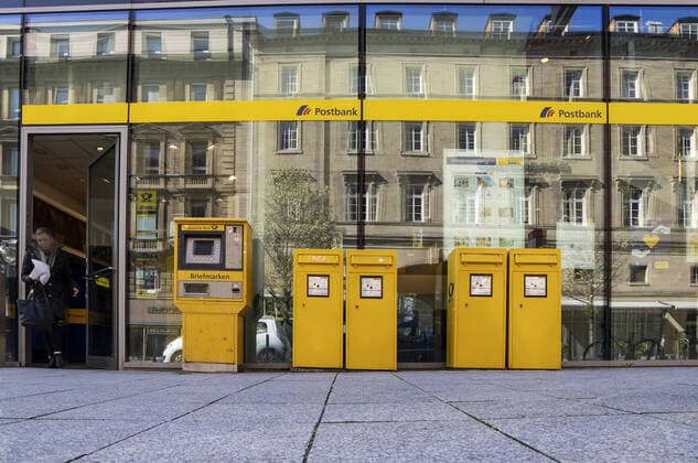DEU, Germany, Baden Württemberg, Stuttgart, 03 04 2020 Post box Stuttgart
