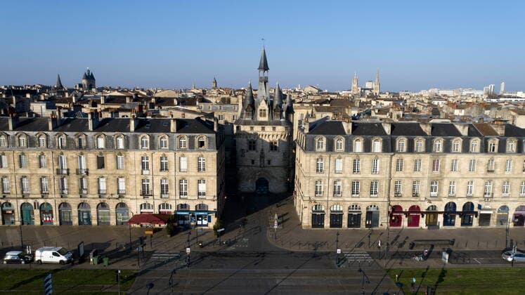 porte cailleau NEWS : Covid 19 Coronavirus en France - Bordeaux - 02 04 2020 marcdeTienda Panoramic 