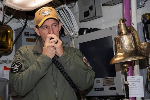 January 17, 2020, San Diego, CA, United States: U.S. Navy Capt. Brett Crozier, commanding officer of the aircraft carrier USS Theodore Roosevelt, addresses the crew as they depart for deployment January 17, 2020 in San Diego, California. Crozier was relieved of duty March 31, 2020 after writing a four-page letter to his superiors, pleading with them to take action to help stem the spread of COVID-19 cases on his ship. San Diego United States - ZUMAp138 20200117_zaa_p138_011 Copyright: xAlexanderxWilliams Planetpixx