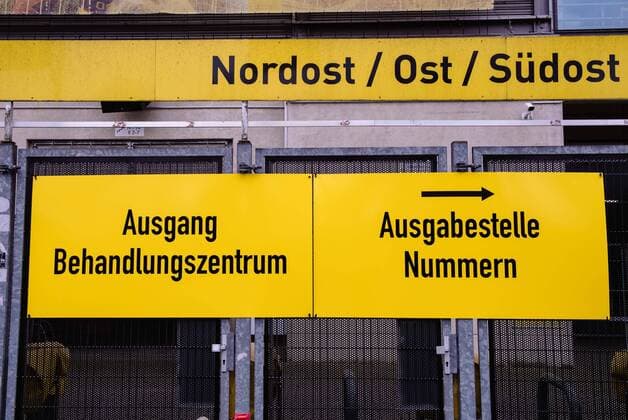 SIGNAL IDUNA PARK to become a corona treatment centre on 3 April 2020 in Dortmund Football Bundesliga team Borussia Dortmund is making Germanys largest football stadium available for the fight against the corona virus From tomorrow, the focus in the area of the north stand at SIGNAL IDUNA PARK xMNJPGx