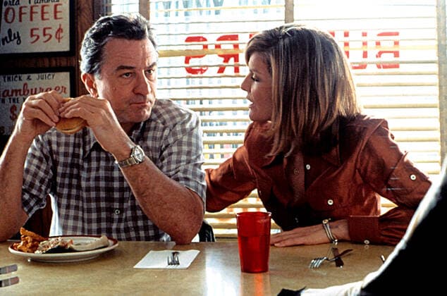 SHOWTIME, Robert De Niro, Rene Russo, 2002 (c) Warner Brothers. Courtesy Everett Collection. Warner Brothers. Courtesy Everett Collection. !ACHTUNG AUFNAHMEDATUM GESCHÃ„TZT! PUBLICATIONXNOTxINxCANxCHNxFRAxITAxJPNxNORxPOLxRUSxESPxUKxUSA Copyright: xCourtesyxEverettxCollectionx MSDSHOW EC015