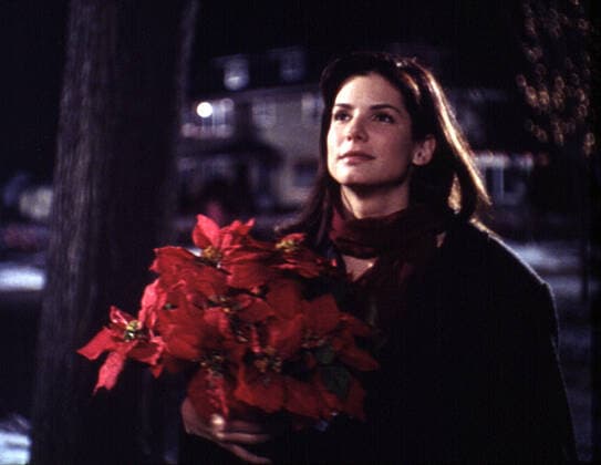 Weihnachten, Filmreife Outfits WHILE YOU WERE SLEEPING, Sandra Bullock, 1995 Buena Vista Pictures Courtesy Everett Collection !ACHTUNG AUFNAHMEDATUM GESCHÃ„TZT! PUBLICATIONXNOTxINxCANxCHNxFRAxITAxJPNxNORxPOLxRUSxESPxUKxUSA Copyright: xBuenaxVistaxPictures CourtesyxEverettxCollectionx MSDWHYO EC015