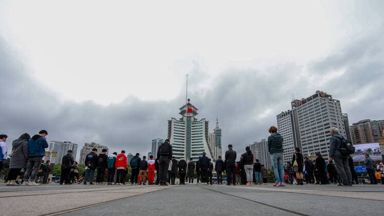 (200404) -- GUIYANG, April 4, 2020 -- People pay a silent tribute to martyrs who died in the fight against the novel coronavirus disease (COVID-19) outbreak and compatriots who died of the disease in Guiyang, southwest China s Guizhou Province, April 4, 2020. ) CHINA-COVID-19 VICTIMS-NATIONAL MOURNING (CN) OuxDongqu 