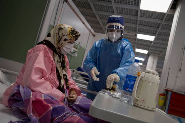 April 4, 2020, Tehran, Iran: A view of the fairground of Iranmall, Tehran s largest shopping mall, after it converted into a hospital for the novel coronavirus (COVID-19) patients, in western Tehran, Iran. Due to the new type of coronavirus pandemic, the fairgrounds and gyms are temporarily turned into hospitals in the country. In recent days, Iran which is battling the worst new coronavirus outbreak in the region has ordered the closure of nonessential businesses and banned intercity travels aimed at preventing the virus spread. Tehran Iran - ZUMAf146 20200404_zip_f146_008 Copyright: xRouzbehxFouladix