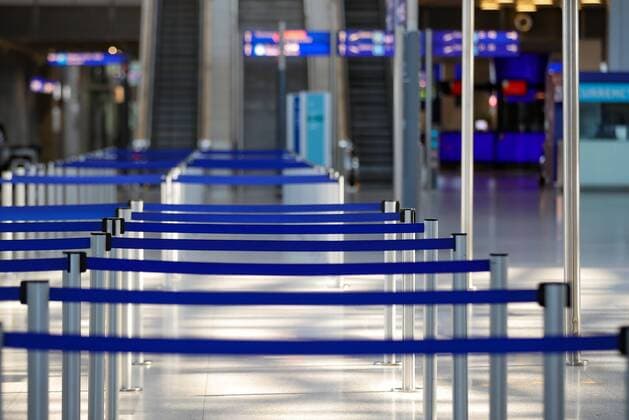Frankfurt am Main, Airport Terminal 2, 04 04 2020, Terminal 2 Frankfurt Airport Airport, empty counter halls in Terminal 2 in times of corona crisis Frankfurt am Main Airport Terminal 2 Hesse Germany