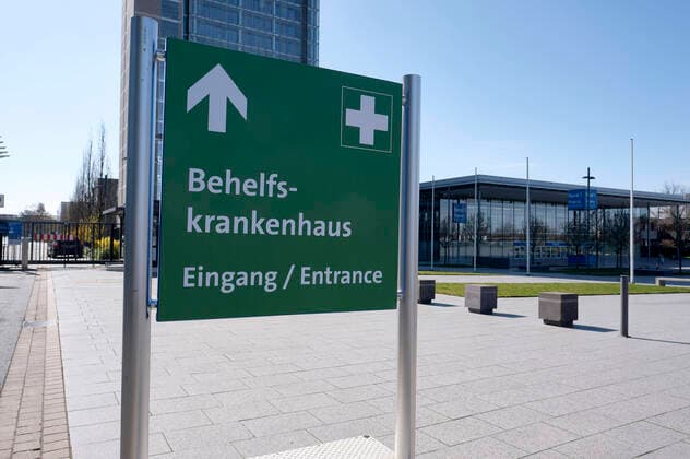 Visit of a corona emergency hospital on the exhibition grounds Hannover, 04 04 2020 Foto:xU.xStammx xFuturexImage