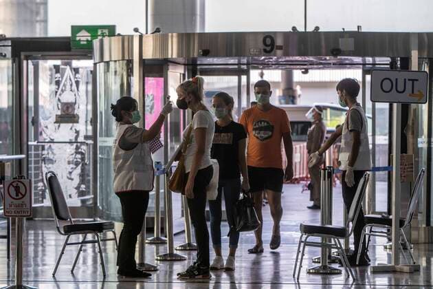 April 4, 2020, Bangkok, Bangkok, Thailand: Thailand banned all international flights from landing in the country starting April 4th until at least the end of Monday April 6th. Bangkok s Suvanarbhumi International Airport, one of 2 international airports serving the Thai capital, was a shadow of it s former self as the departure halls and check in counters were largely empty of people and activity. These extreme measures were put into place in an effort to stop new cases of Covid-19 from being imported into the country. Bangkok Thailand - ZUMAt128 20200404_zap_t128_004 Copyright: xAdryelxTalamantesx