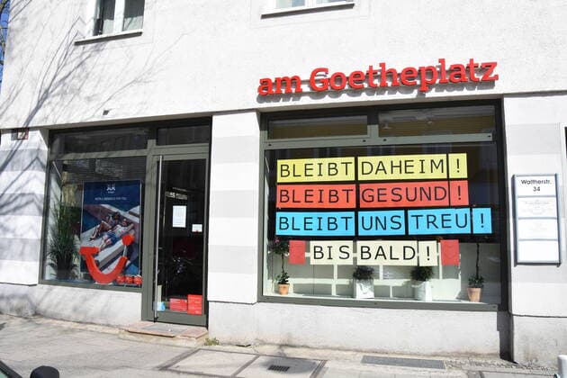 travel office at Goetheplatz shop window notice Munich 04 04 20 Munich