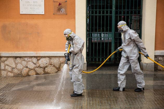 April 4, 2020, Terrassa, BARCELONA, Spain: The ADF disinfecting and cleaning public spaces as a measure to prevent the spread of the coronavirus. In Terrassa, Barcelona, Spain, April 04 on 2020. Terrassa Spain - ZUMAa181 20200404_zaa_a181_033 Copyright: xXavixBonillax