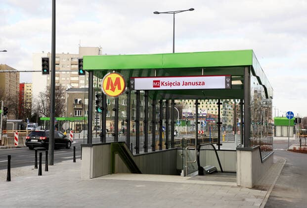 Three new underground station open in Warsaw Three new underground stations have been opened during the coronavirus outbreak on April 04, 2020 in Warsaw, Poland Pictured: Ksiecia Janusza Tube Station EN_01423401_0031 
