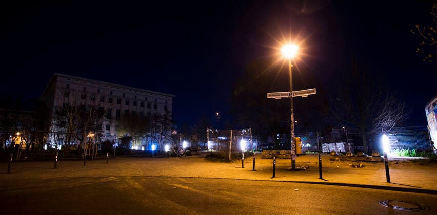 The empty entrance of the Berghain Club in Berlin on April 5, 2020 To slow down the spread of the coronavirus SARS CoV 2, the federal and state governments decided to impose further restrictions The Berlin clubs have also been closed for a few weeks Where long queues of people usually form, there is a deserted coronavirus in Berlin on Saturday night