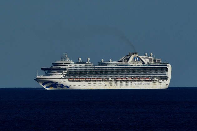 AUSTRALIA CORONAVIRUS COVID-19, The cruise ship the ruby Princess sits of coast of Sydney, Sunday, April 5, 2020. A number of passengers from the Ruby Princess have died in due to the Coronavirus and a number of crew have been taken off and hospitalised. ( NO ARCHIVING, EDITORIAL USE ONLY, NO USE IN BOOKS WITHOUT CONSENT SYDNEY NSW AUSTRALIA  Copyright: xJOELxCARRETTx 20200405001461866320