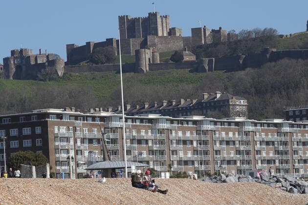 . 05 04 2020. Dover , United Kingdom. Two women sit on the beach in Dover, as the United Kingdom Coronavirus Lockdown continues .  xStephenxLockx xi-Imagesx IIM-20989-0016
