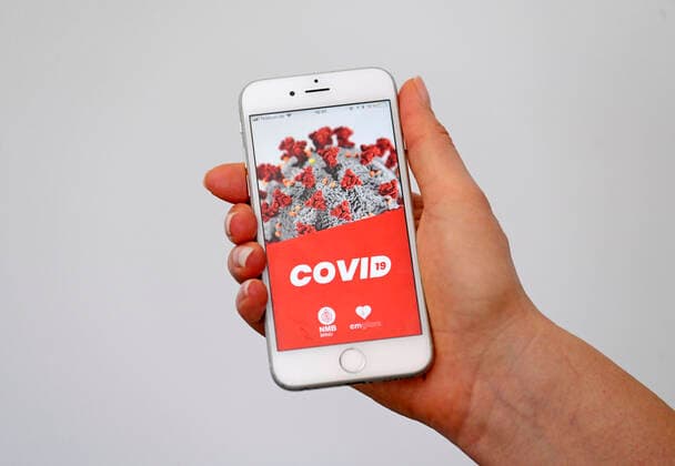 05 04 2020, Coronavirus app on a smartphone 05 04 2020, Coronavirus app on a smartphone 05 04 2020, Coronavirus app on a smartphone