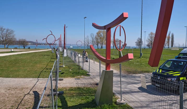 Constance, double border fence to Switzerland on Little Venice, art border