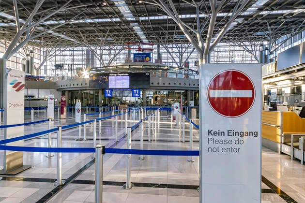 DEU, Germany, Baden Württemberg, Stuttgart, 05 04 2020 On Sunday, the last aircraft for the time being took off from Stuttgart Airport No flight operations until 22 April 2020 The airport is thus moving towards a scheduled closure for the partial renewal of the runway After the total closure, flight operations will be resumed with a runway that was shortened during construction work