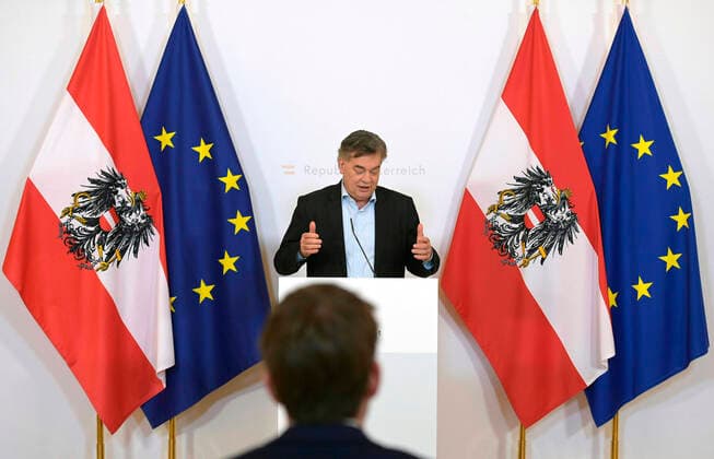 Vienna 04 04 2020, Federal Chancellery, Vienna, AUT, Current developments on corona disease in Austria, press conference, Challenges in sport in times of the corona crisis, in the picture Vice Chancellor Werner Kogler Gruene Vice Chancellor Werner Kogler Gruene during a press conference on the subject Challenges in sport in times of the corona crisis of Austrian Goverment about the cor  EP_pool