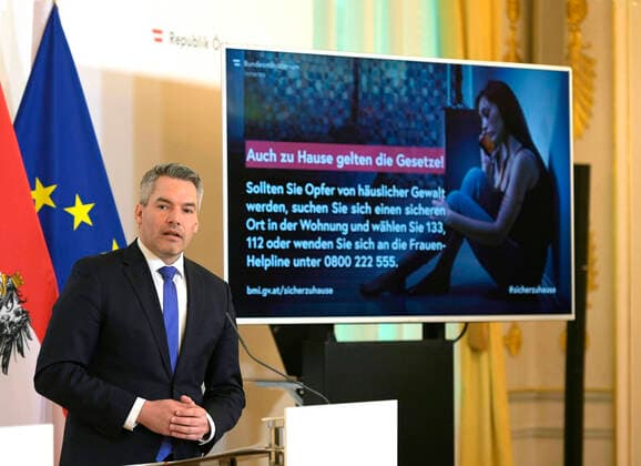 Vienna 05 04 2020, Federal Chancellery, Vienna, AUT, Current developments on corona disease in Austria, press conference, Domestic violence, in picture Minister of the Interior Karl Nehammer OeVP Minister of the Interior Karl Nehammer OeVP during a press conference on the subject Domestic violence of Austrian Goverment about the Coronavirus Pandemic at the Federal Chancellery in Vienna, Austria on 2020 04 05  EP_pool