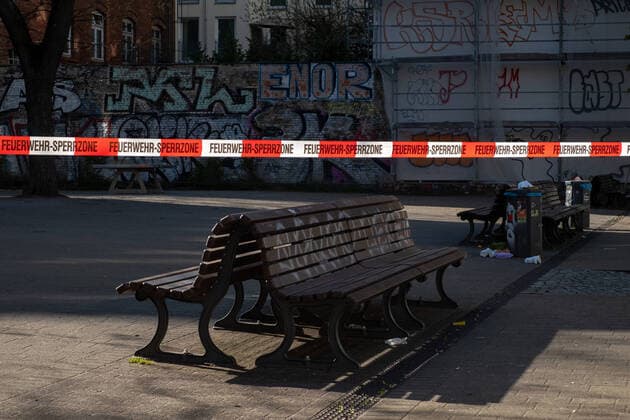 Playground in Berlin Prenzlauer Berg blocked by the Berlin fire brigade Playgrounds were blocked to enforce exit and assembly restrictions to combat the spread of the corona virus Corona crisis Blocked playground