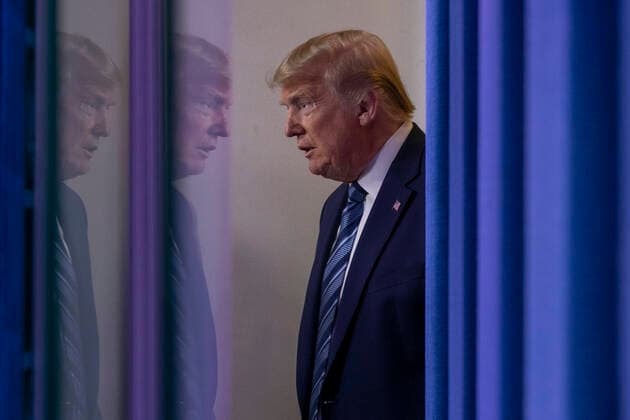 United States President Donald J. Trump arrives to speak at the coronavirus briefing at the White House Washington, D.C., U.S., on Sunday, April 5, 2020. The next two weeks will be crucial in the United States fight against the coronavirus, warn health officials, who are urging Americans to continue practicing social-distancing measures. Copyright: xTasosxKatopodisx