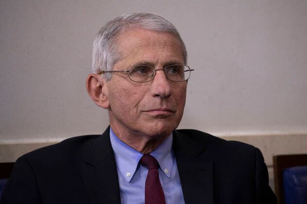 Director of the National Institute of Allergy and Infectious Diseases at the National Institutes of Health Dr. Anthony Fauci listens to US President Donald J. Trump speak at the coronavirus briefing at the White House Washington, D.C., U.S., on Sunday, April 5, 2020. The next two weeks will be crucial in the United States fight against the coronavirus, warn health officials, who are urging Americans to continue practicing social-distancing measures. Copyright: xTasosxKatopodisx