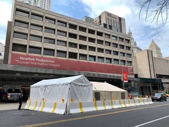 April 5, 2020, New York, New York, USA: Hospital, COVID 19 pandemic..April 5, 2020 New York USA - ZUMAm57_ 20200405_zaf_m57_037 Copyright: xJohnxMarshallxMantelx