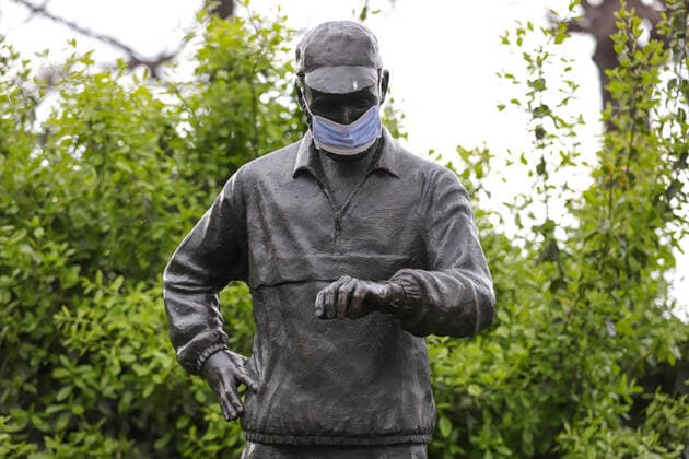 April 5, 2020, New York, New York, United States: Movement in Central Park in New York City in the United States this Sunday, 05. New York City is the epicenter of the Coronavirus pandemic New York United States - ZUMAv122 20200405_zap_v122_009 Copyright: xWilliamxVolcovx