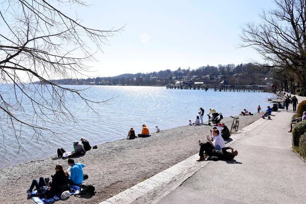 Sunday at Lake Starnberg during the exit restrictions due to the corona crisis Starnberg, 05 04 2020 Foto:xS.xAdamx xFuturexImage