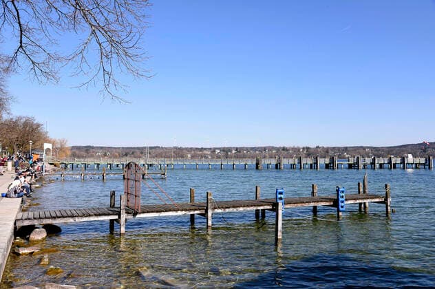 Sunday at Lake Starnberg during the exit restrictions due to the corona crisis Starnberg, 05 04 2020 Foto:xS.xAdamx xFuturexImage