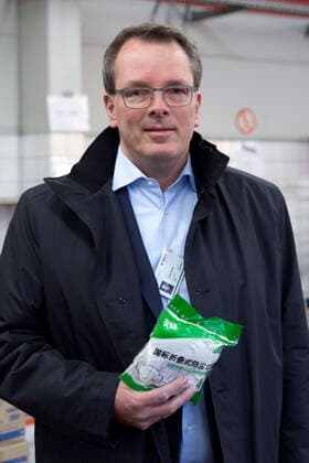 Holger Rostek, Vice-Chairman of the Board of Directors of the KVBB With the help of the DRK, the KVBB distributes medical protective equipment to doctors in the state of Brandenburg Potsdam, 06 04 2020 Foto:xF.xBungertx xFuturexImage