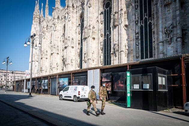 Milan - Daily life in the center at the time of the Coronavirus. Military (Marco Passaro Fotogramma, Milan - 2020-04-06) p.s. la foto e utilizzabile nel rispetto del contesto in cui e stata scattata, e senza intento diffamatorio del decoro delle persone rappresentate  Copyright: xMarcoxPassarox xFOTOGRAMMAx