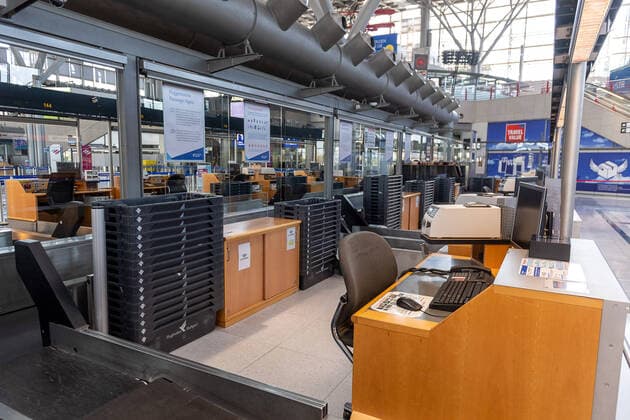 Stuttgart theme photo, stock photo, Stuttgart Airport, closed due to Corona, 06 04 2020 Counter area closed, theme photo, stock photo, Stuttgart Airport, closed due to Corona, 06 04 2020, Copyright: xEibner-Pressefoto SaschaxWaltherx EP_swa