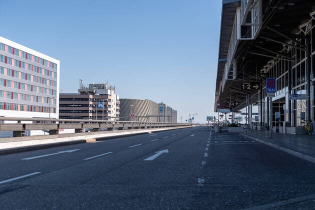 Stuttgart theme photo, stock photo, Stuttgart Airport, closed due to Corona, 06 04 2020 empty parking lot, airport closed, theme photo, stock photo, Stuttgart Airport, closed due to Corona, 06 04 2020, Copyright: xEibner-Pressefoto SaschaxWaltherx EP_swa