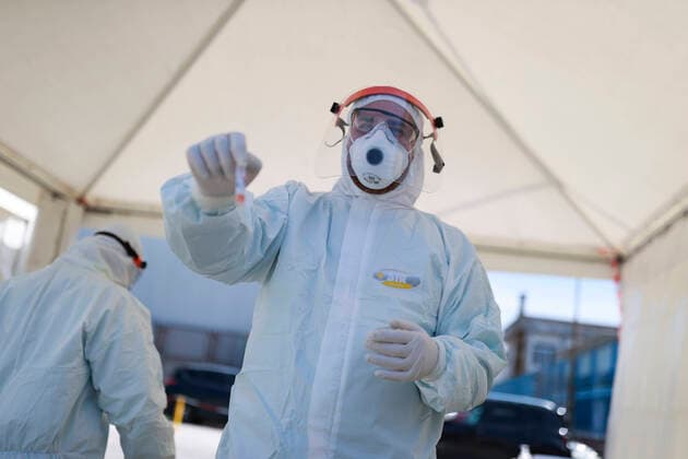 San Giugliano in Campania (NA) San Giuliano Hospital Coronavirus emergency (COVID-19) ASL Napoli 2 North first in Campania to carry out swabs (napolipress Fotogramma, Naples - 2020-04-06) p.s. la foto e utilizzabile nel rispetto del contesto in cui e stata scattata, e senza intento diffamatorio del decoro delle persone rappresentate  Copyright: xnapolipressx xFOTOGRAMMAx