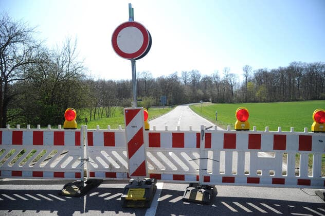 The border crossing on the L173 on Wednesday 01 04 2020 is closed A passage between Germany and France for vehicles is no longer permitted bub