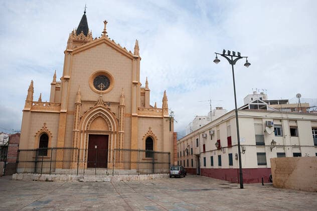 April 6, 2020, Malaga, Spain: A view of an empty church during a Holy Monday in downtown Malaga..The traditional Easter celebration has been cancelled in Spain. Believers live an unusual Holy Week in their homes, for that reason many people decorate their balconies or place decorative statues of Christ in their shops and stores. After the alarm state and lockdown in the country by COVID-19 coronavirus all people are enclosed in their homes following the confinement decreed by the Spanish government and which will be extended for more 15 days until 26 April. Malaga Spain - ZUMAs197 20200406_zaa_s197_027 Copyright: xJesusxMeridax