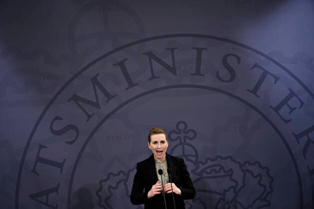 Prime Minister Mette Frederiksen S as she holds press conference on COVID 19 in Denmark in the Mirror Hall of the Prime Minister on Monday, April 6, 2020, Copenhagen Denmark,  Copyright: PhilipxDavali PhilipxDavalix cop222 spdk20200406-230405-L