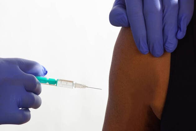 Vaccine syringe 1000004811