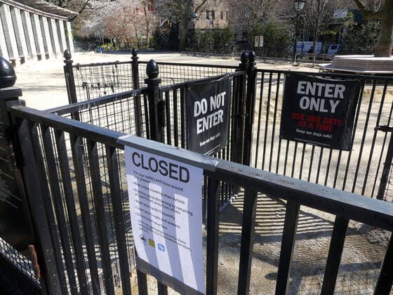 April 6, 2020, New York, New York, USA: Dog run closed in Washington Square Park due to the COVID 19 pandemic..April 6, 2020 New York USA - ZUMAm57_ 20200406_zaf_m57_024 Copyright: xJohnxMarshallxMantelx