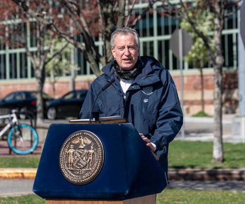 NY: Mayor de Blasio at Brooklyn Yard Mayor de Blasio holds media briefing after visiting production line run by Crye Precision to produce protective gowns at Brooklyn Navy Yard New York New York United States Copyright: LevxRadin
