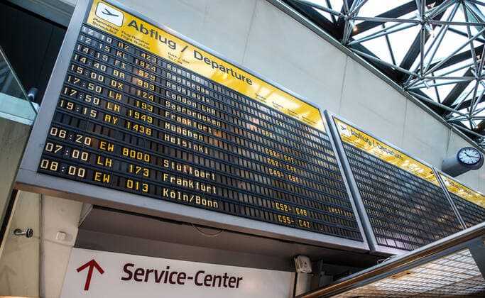 Coronavirus in Berlin Berlin, 06 04 2020, Airport Tegel Departure Departure Departure Many flights have been cancelled due to measures to contain the coronavirus The few passengers will be handled in TXL at Terminal C Berlin Berlin Germany Tegel Airport