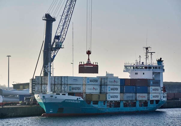 The container ship Dornbusch will be unloaded in the overseas port of Rostock on 7 April 2020 The first 49 containers with industrial and medical goods from Xi™an reached the port of Rostock in the central Chinese province of Shaanxi via the rails and sea route of the New Silk Road The containers travelled by land from China via Kazakhstan, Russia, B Copyright: ThomasxHäntzschelx xnordlicht