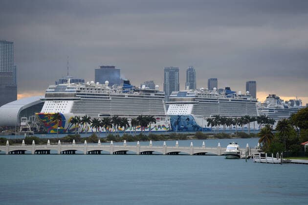 MIAMI BEACH, FL - APRIL 06: The Coral Princess is docked at Port Miami, as passengers and crew members remain aboard that have tested positive for COVID-19 on April 06, 2020 in Miami Beach, Florida. Copyright: xmpi04 MediaPunchx