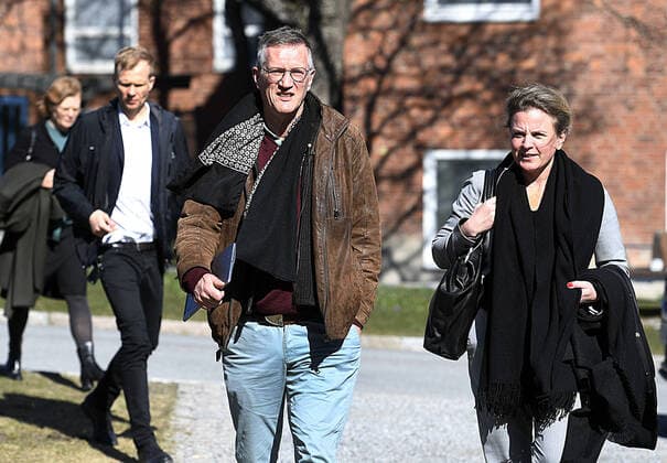State epidemiologist Anders Tegnell and the National Board of Health and Emergency Management Johanna Sandwall on their way to Mondays press conference with the Public Health Authority on the situation during the corona pandemic Stockholm Sweden x2512x,  Copyright: xLINDAHLxBJÖRN Aftonbladetx Pressträff med Folkhälsomyndigheten